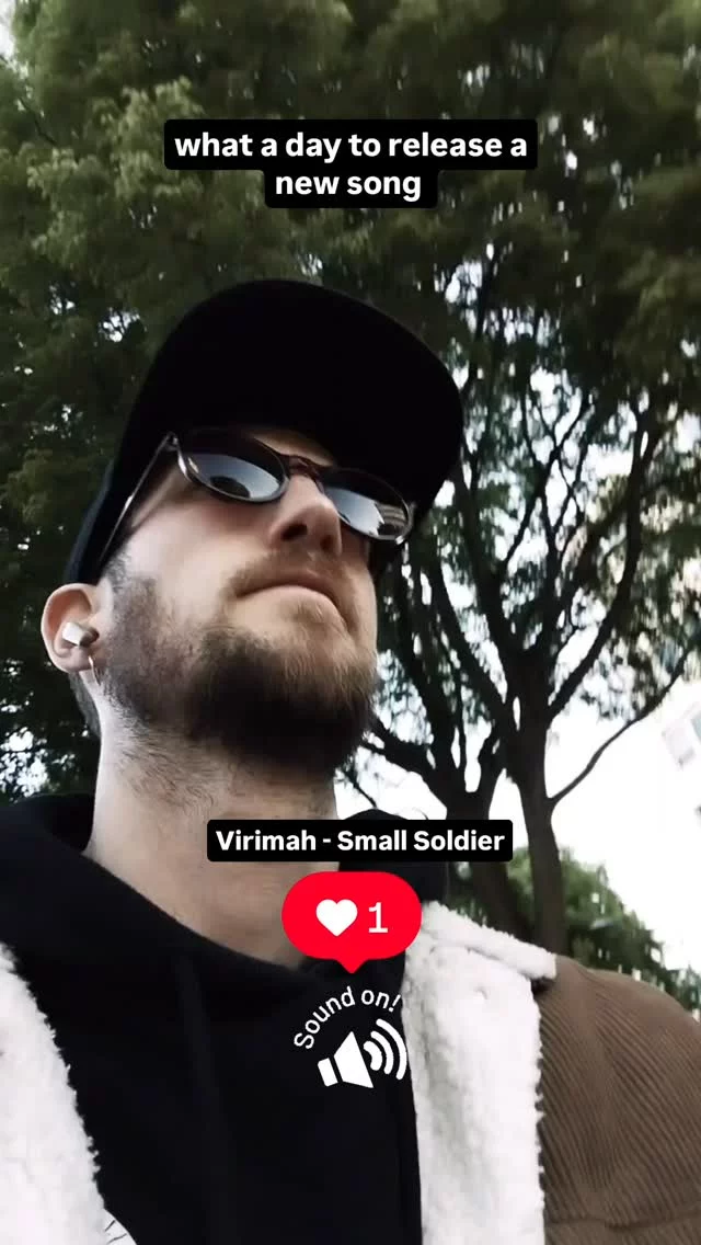 🇨🇵 Small Soldier, ma nouvelle chanson est sortie ! Ça faisait longtemps ! 
Je vous laisse aller streamer ça tranquille et me dire si vous l'aimez ou pas !
Vous pouvez la retrouver partout ! Sur Spotify, Deezer, Apple Music etc etc ! Tous les liens sont dans ma bio !
Et abonnez-vous sur votre plateforme d'écoute préférée pour ne plus jamais rater une sortie !
Spotify, Deezer, Apple, Youtube, Amazon ❤️😘 ! 
.
🇬🇧 Small Soldier, my New song is out ! It's been a long time !
Go stream it loud and tell me if you like !
You can find it everywhere ! Spotify, Deezer, Apple Music etc... All the links are in my Bio !
And please subscribe on Spotify or elsewhere to stay tuned ! 
Spotify, Deezer, Apple, Youtube, Amazon ❤️😘 ! 
.
.
.
#folkmusic #folk #music #singersongwriter #musician #livemusic #guitar #irishmusic #songwriter #acousticguitar #singer #acoustic #newmusic #folkmusician #folkrock #traditionalmusic #indiepop #indiemusic #indiefolk #musica #acousticmusic #indie #folkpop #art #indiepop #popfolk #road @routenote